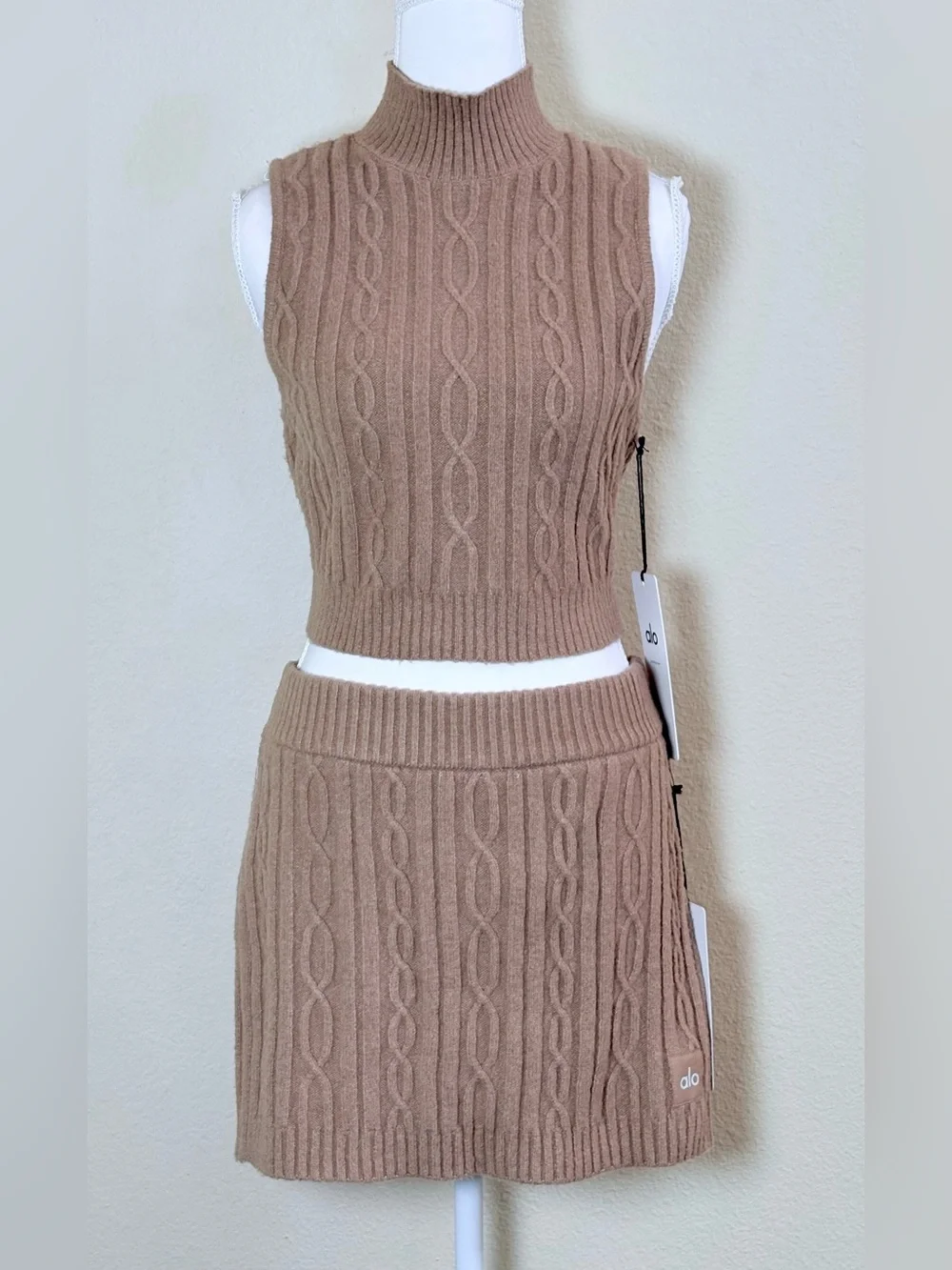 Alo Set - Cable Knit Winter Bliss Mock Neck Tank + Mini Skirt Toasted Almond NWT